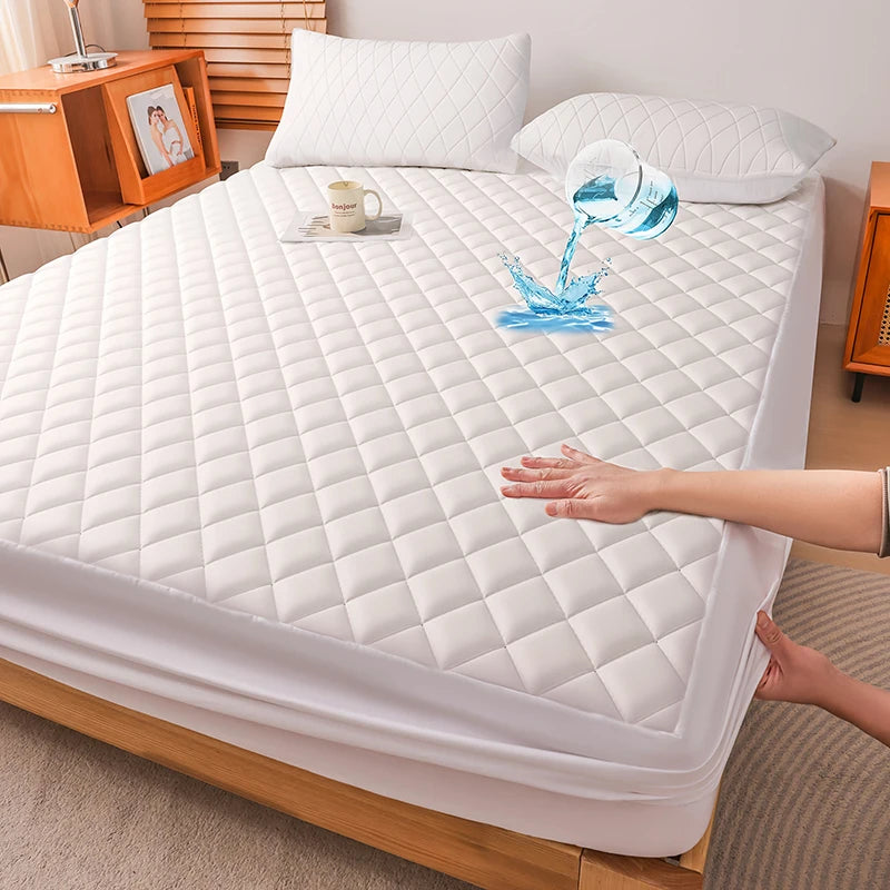 HGETVE Waterproof Quilted Mattress Protector Breathable Noiseless Pad Cover