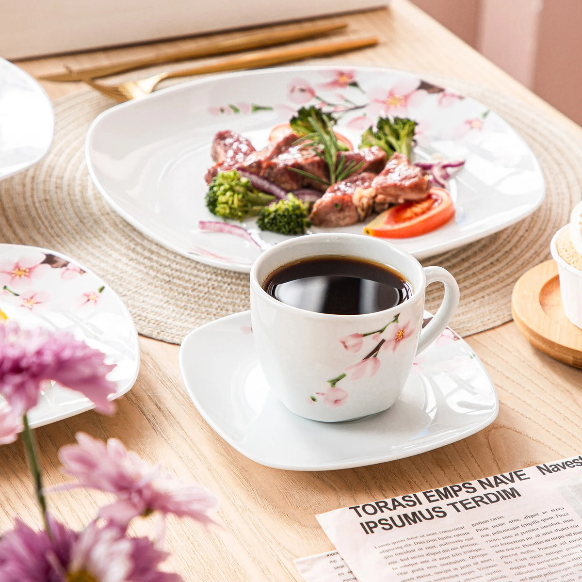 MALACASA Annie Floral Porcelain Dinnerware Set With Plates Cups And Saucers