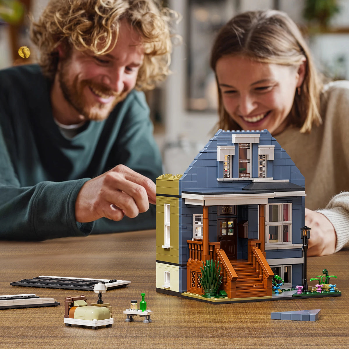 Gallagher House Architecture Model Building Blocks Set Room Decor Display Ornament DIY Creative Desktop Birthday Gift Fans Adult