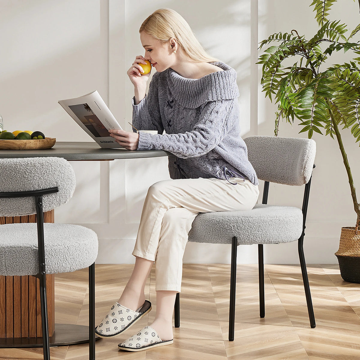 JHK Ergonomic Round Dining Chairs With Plush Fabric Backrests